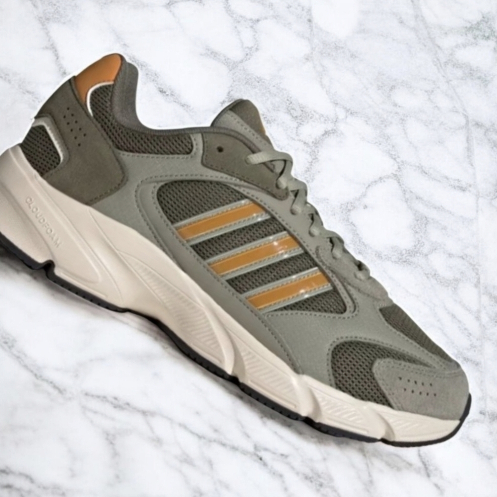 ADIDAS NIB Sneakers Green With Orange Leather Overlay.  NWT 11.5 - Picture 2 of 6